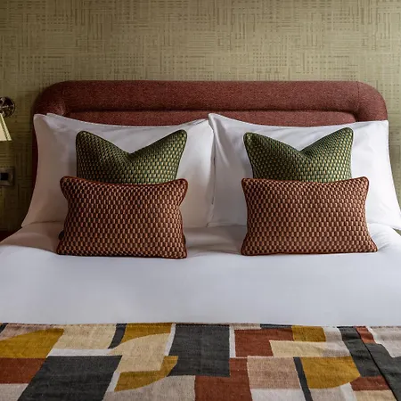 Hotel Royal Oak At 4*