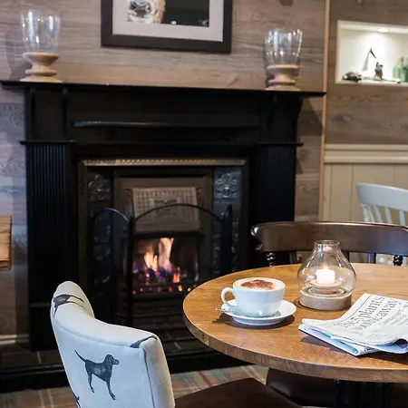 Royal Oak At Keswick Hotel 4*