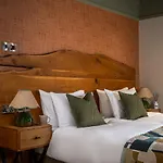 Royal Oak At Hotel 4*