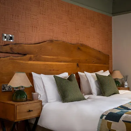Royal Oak At Hotel 4*