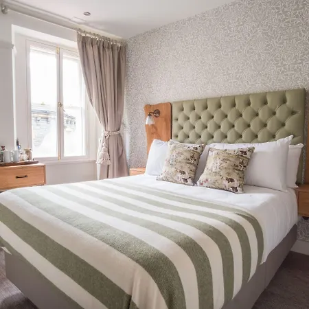 Royal Oak At Hotel 4*