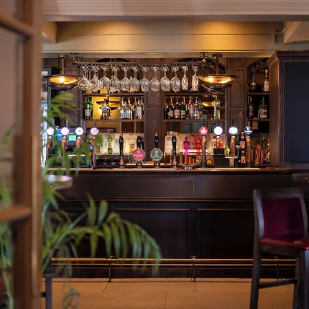 Royal Oak At Hotel