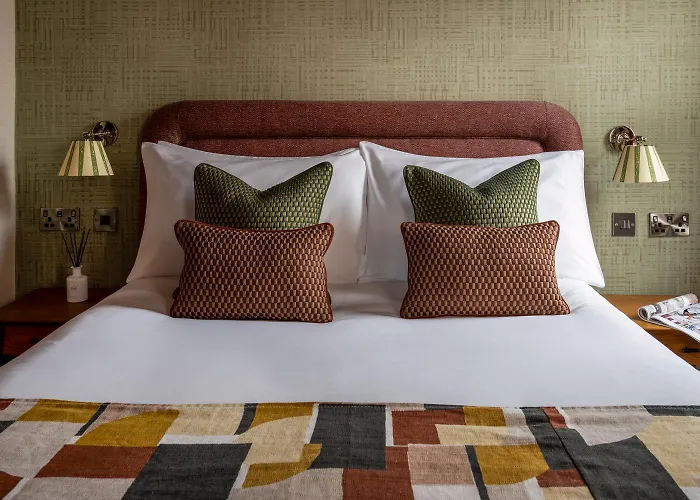 Hotel Royal Oak At 4*